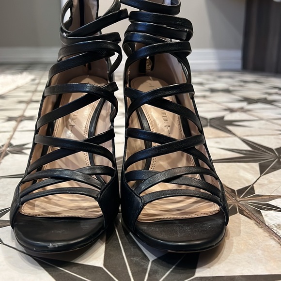Strappy black stiletto heels size 8 from Banana Republic - Picture 2 of 5